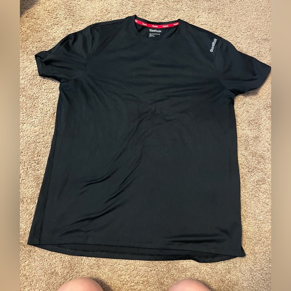 Reebok tshirt size XL